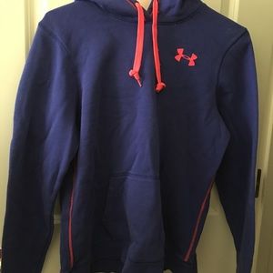 Under armour sweatshirt